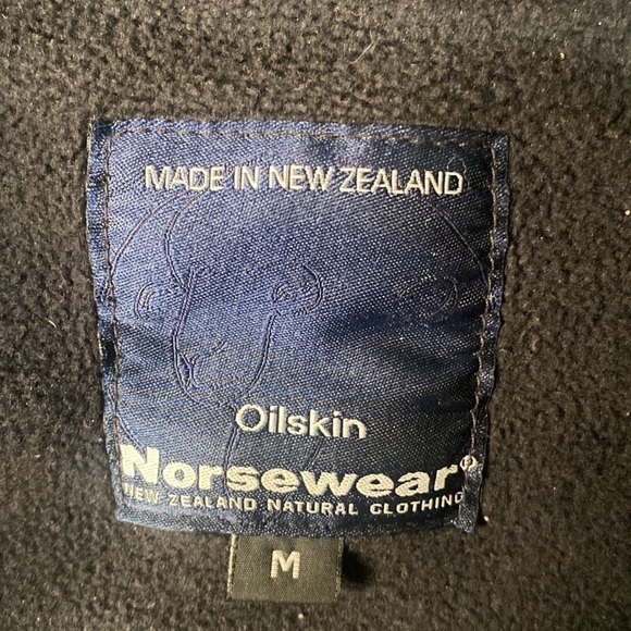 Norsewear Oilskin mens medium brown zip up essential cargo vest - Picture 3 of 3